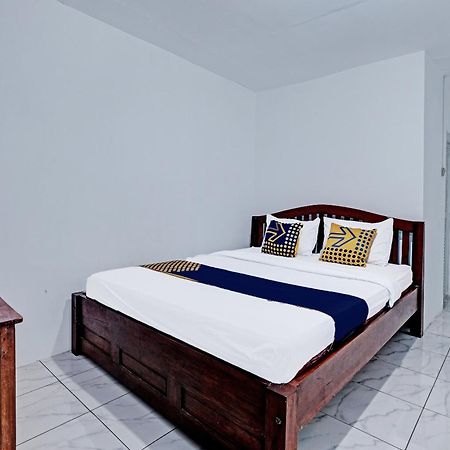 יוגיאקרטה Spot On 91916 Joglo Doyong Homestay Syariah מראה חיצוני תמונה