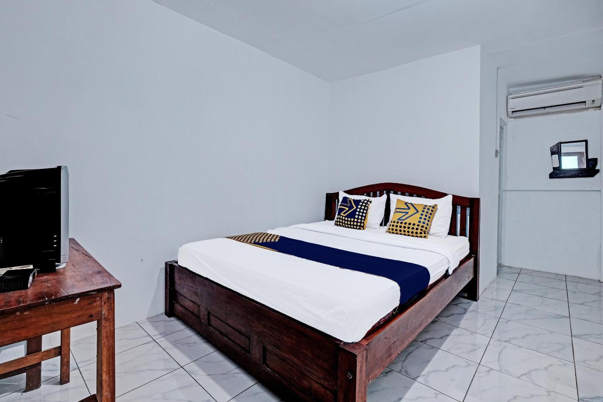 יוגיאקרטה Spot On 91916 Joglo Doyong Homestay Syariah מראה חיצוני תמונה