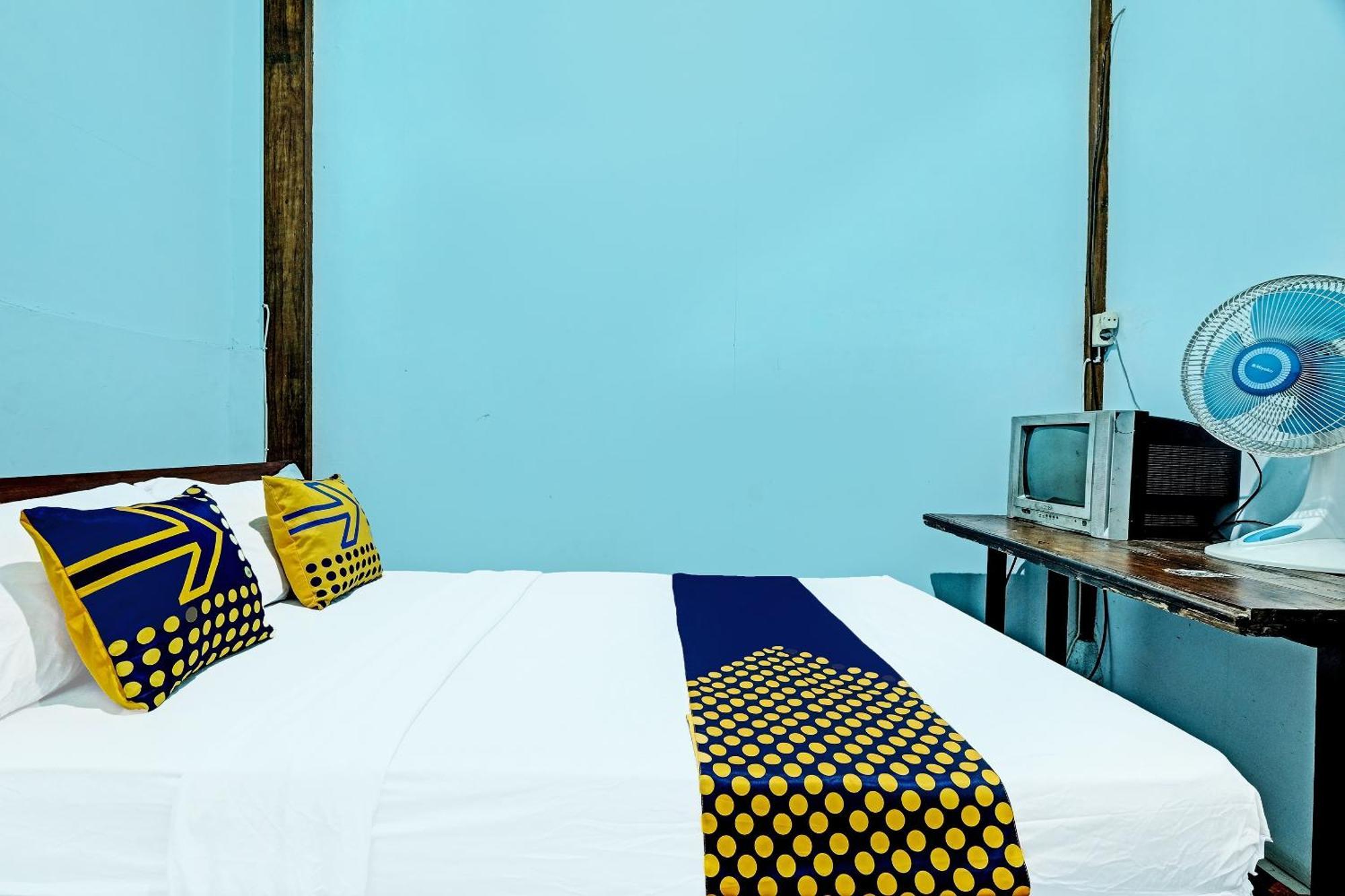יוגיאקרטה Spot On 91916 Joglo Doyong Homestay Syariah מראה חיצוני תמונה